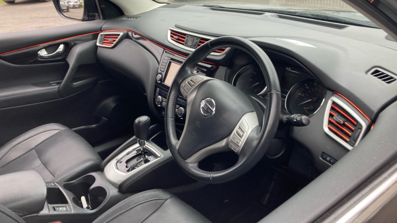 Nissan Qashqai 1.2 DiG-T Tekna [Non-Panoramic] 5dr Xtronic Petrol Hatchback